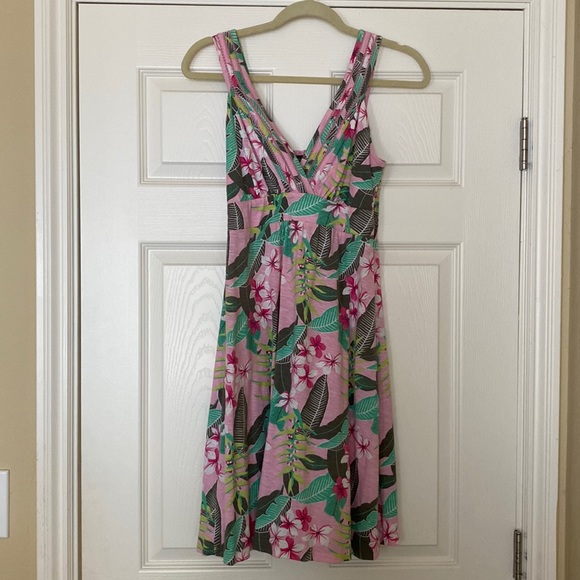Tommy Bahama Dresses & Skirts - Tommy Bahama pink and mint floral cotton sundress. Size M. Very good condition.